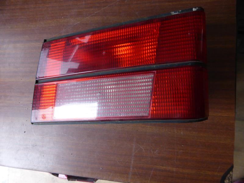 Feu arriere secondaire droit (feux) BMW SERIE 5 E34 TOURING BREAK Diesel - 1