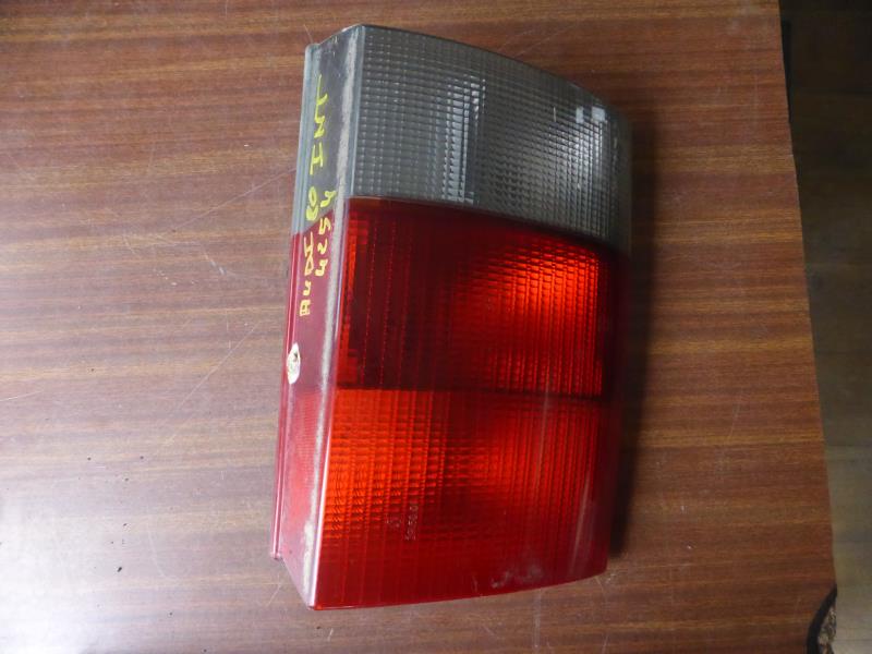 Feu arriere secondaire gauche (feux) AUDI 80 3 PHASE 2 Diesel - 1