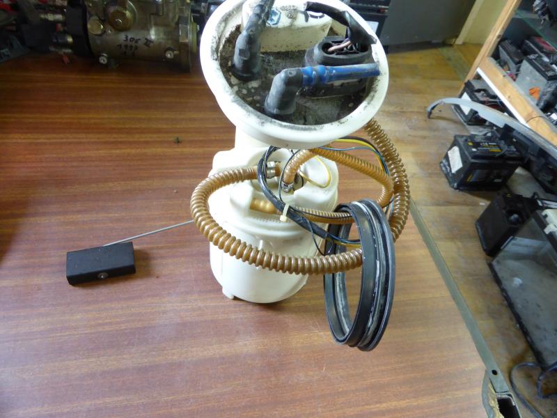 Pompe immergee AUDI TT 1 COUPE Essence - 1