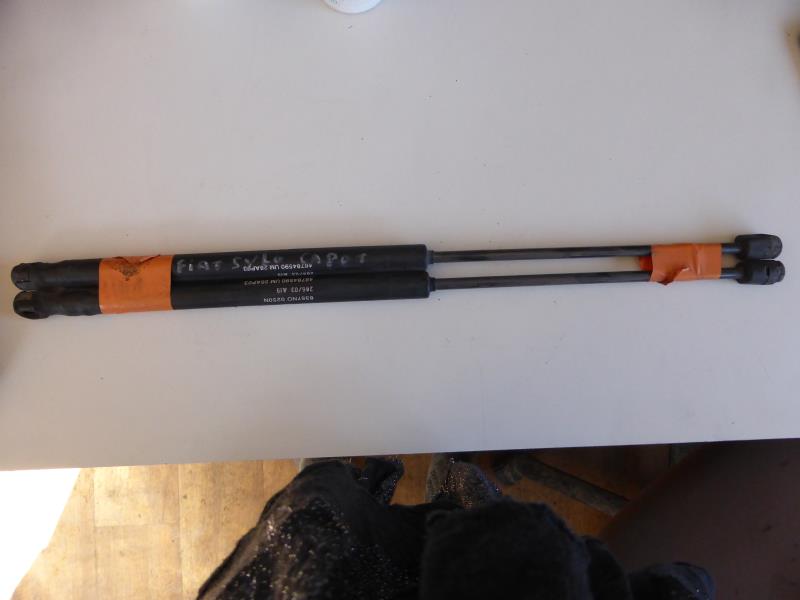 Verin de capot FIAT STILO BREAK Diesel - 1