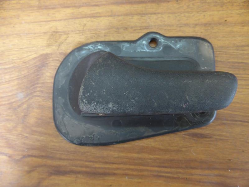 Poignee interieur avant gauche OPEL CORSA B  - 1