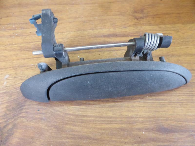 Poignee porte avant droit RENAULT CLIO 2 PHASE 2 Essence - 1