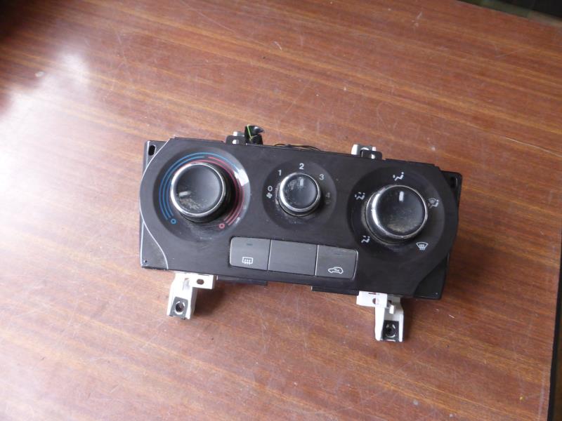 Commande chauffage FIAT BRAVO 2 Essence - 1