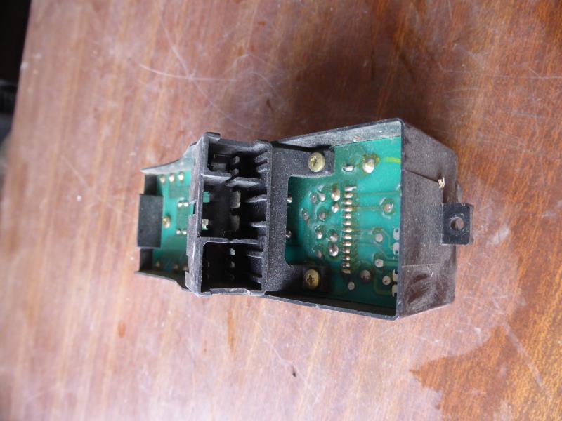 Interrupteur de leve vitre MAZDA 323 5 PHASE 2 Essence - 1