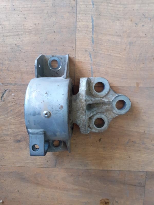 Support moteur gauche OPEL CORSA D PHASE 1  - 1