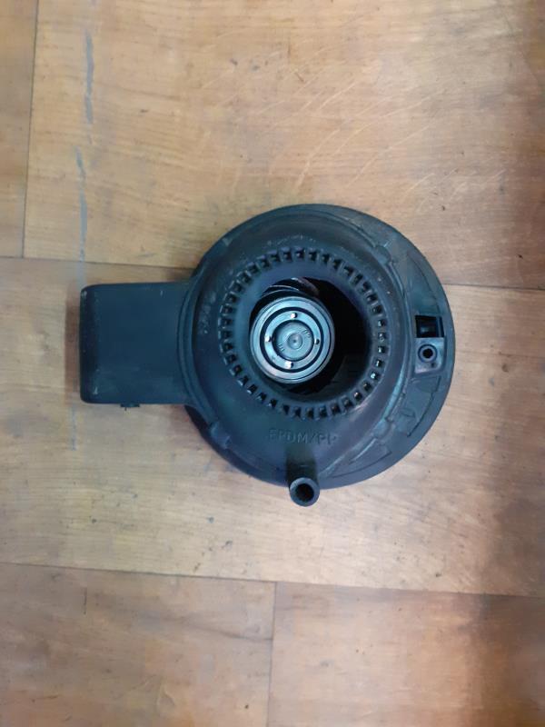 Trappe d'essence VOLKSWAGEN GOLF 4 Diesel - 1