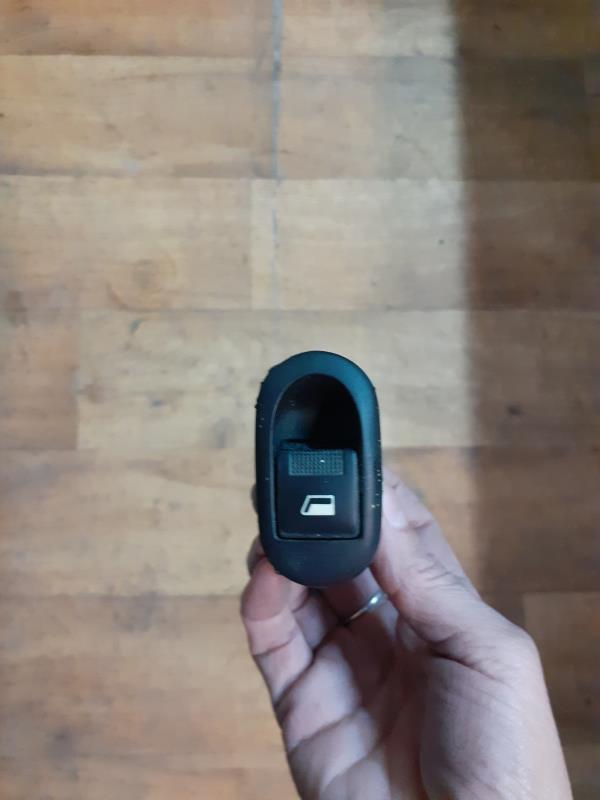 Bouton/Interrupteur CITROEN C2 PHASE 1 Diesel - 1