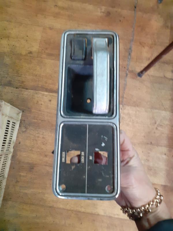 Poignee interieur avant droit JEEP CHEROKEE  - 1