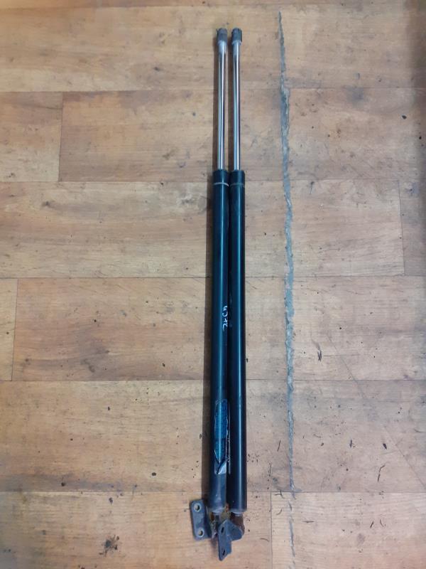Verin de coffre HYUNDAI SATELLITE 1 PHASE 2 Diesel - 1