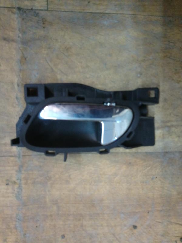 Poignee interieur avant gauche CITROEN C4 1 PHASE 2 Diesel - 1