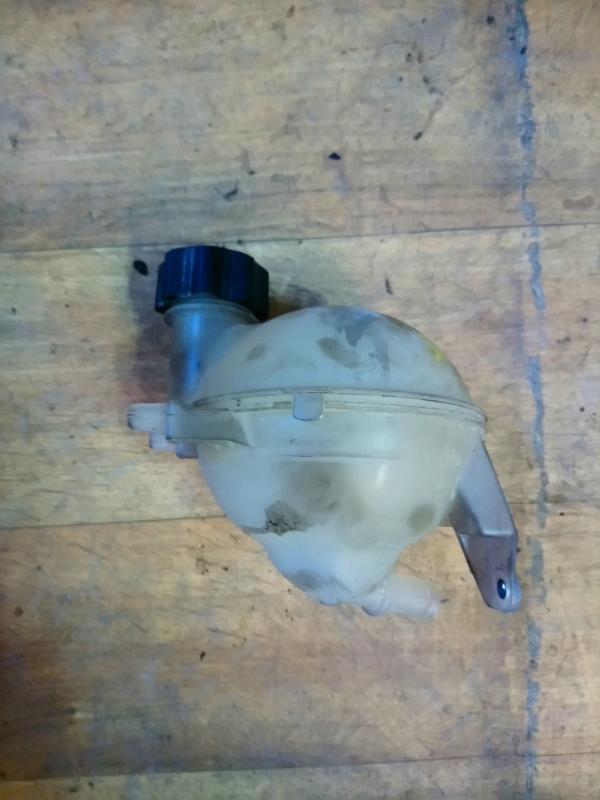 Vase d'expansion PEUGEOT 307 PHASE 2 BREAK Diesel - 1