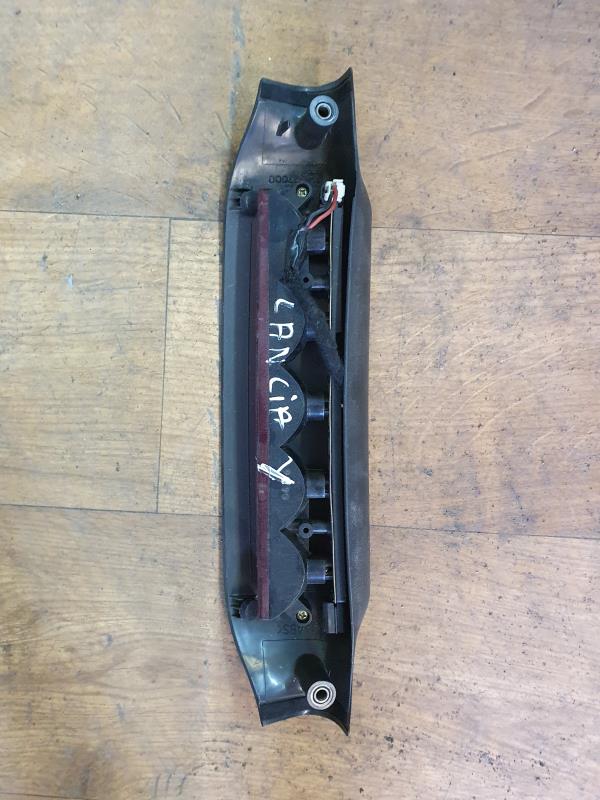 Feu arriere stop central LANCIA YPSILON 4 PHASE 2 Diesel - 1