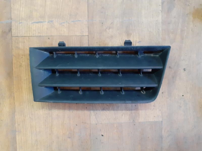 Calandre droite RENAULT MEGANE 2 PHASE 2 Diesel - 1