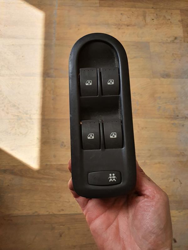 Interrupteur de leve vitre RENAULT SCENIC 2  - 1
