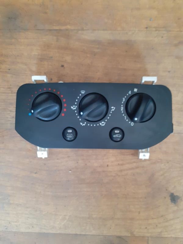 Commande chauffage RENAULT CLIO 2 PHASE 1 Essence - 1