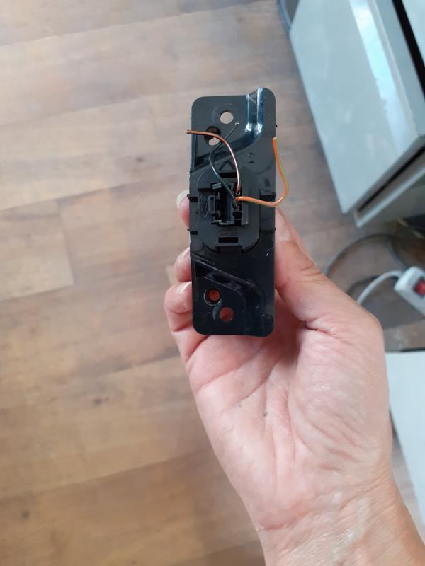 Bouton de warning FORD FUSION PHASE 2  - 1