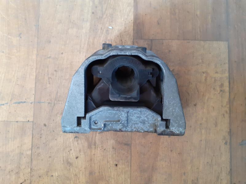Support moteur VOLKSWAGEN GOLF 4 Diesel - 1