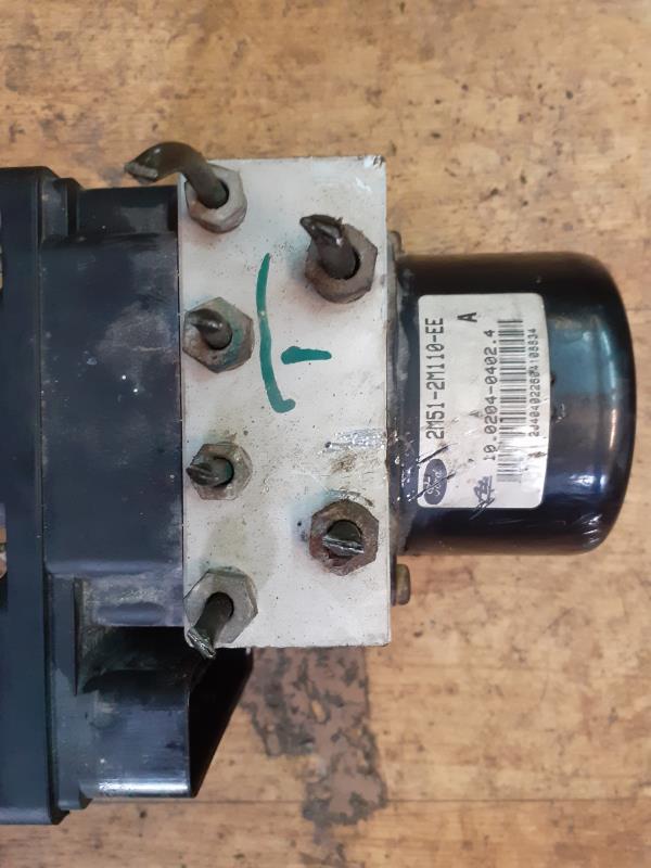 Bloc ABS (freins anti-blocage) FORD FOCUS 1 BREAK Diesel - 1