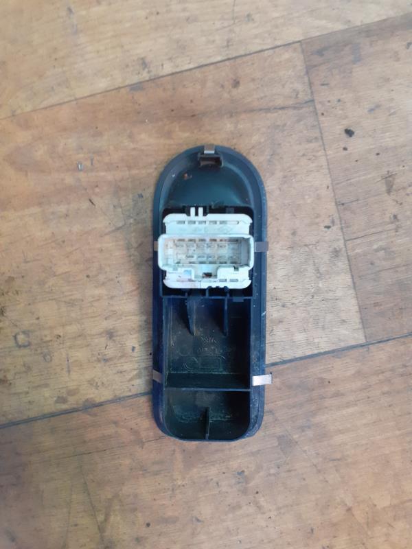 Interrupteur de leve vitre RENAULT CLIO 2 PHASE 1 Diesel - 1