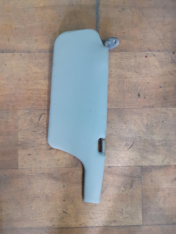 Pare soleil droit MAZDA 323 6 Essence - 1