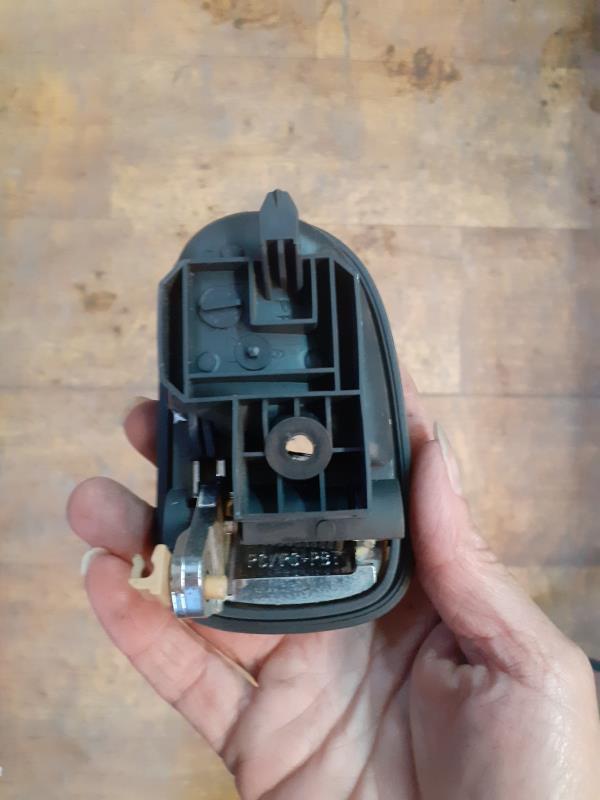 Poignee interieur avant gauche MAZDA 323 2  - 1