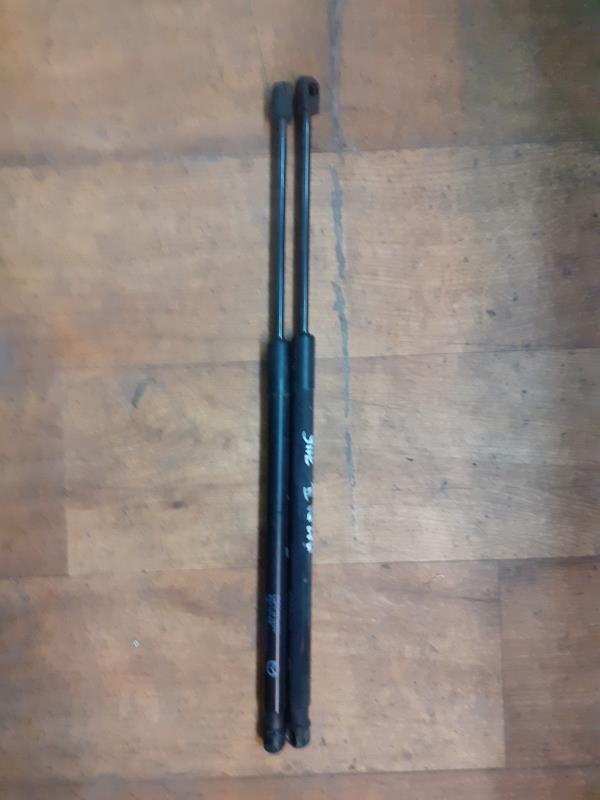 Verin de coffre MAZDA 2 2 PHASE 1 Essence - 1