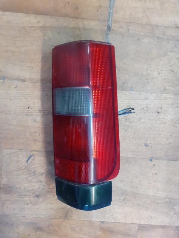 Feu arriere secondaire droit (feux) VOLVO 850 PHASE 2 BREAK Diesel - 1
