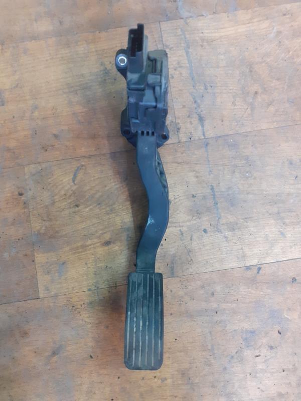 Pedale d'accelerateur PEUGEOT 207 PHASE 1 BREAK Diesel - 1
