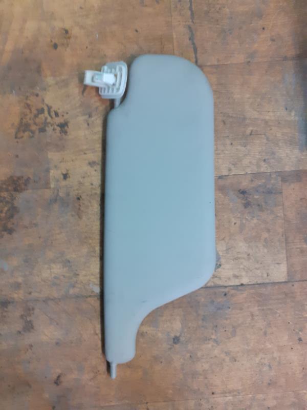 Pare soleil gauche RENAULT CLIO 3 PHASE 1 Diesel - 1
