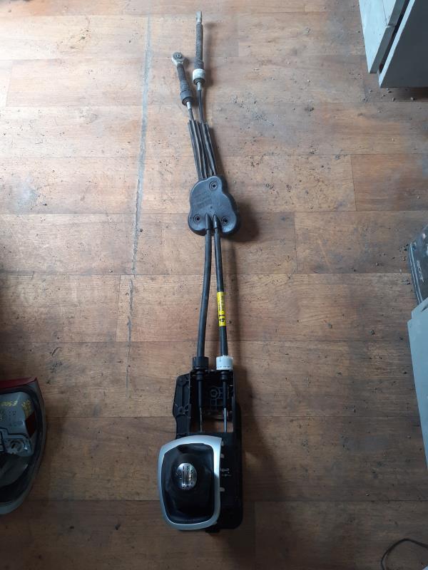 Support cable levier de vitesses RENAULT MEGANE 3 PHASE 1 BREAK Diesel - 1