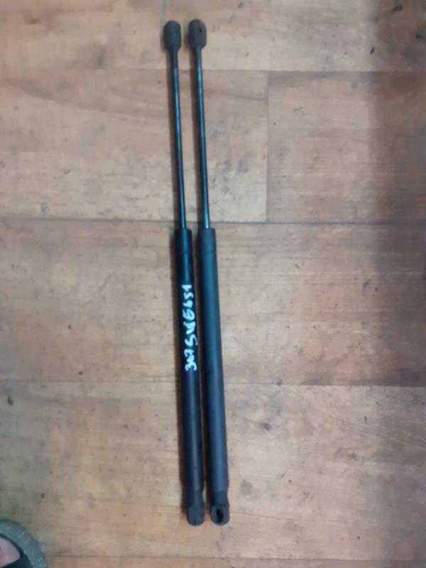 Verin de coffre PEUGEOT 307 PHASE 1 BREAK Diesel - 1