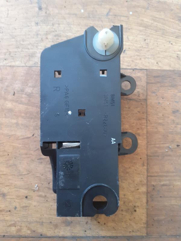 Poignee interieur avant droit FORD FOCUS 2 PHASE 2 BREAK Diesel - 1