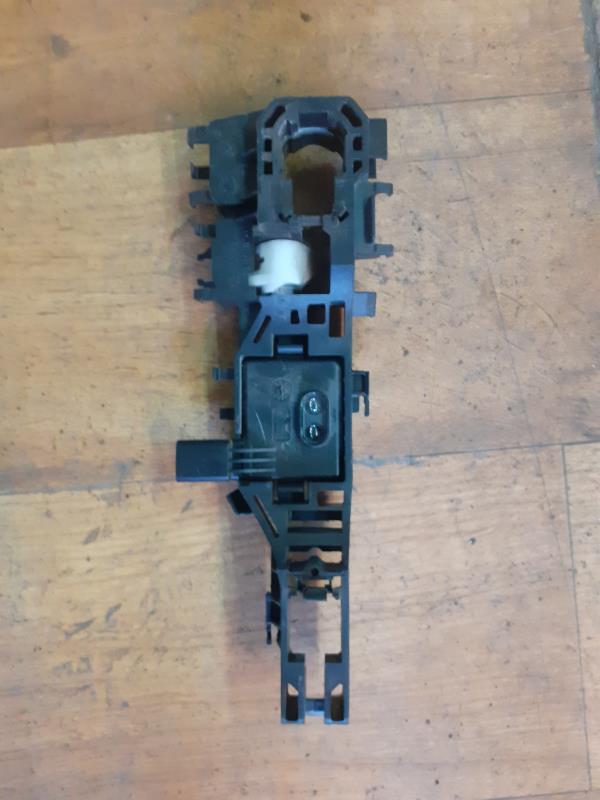 Support poignee porte avant droite RENAULT SCENIC 2  - 1