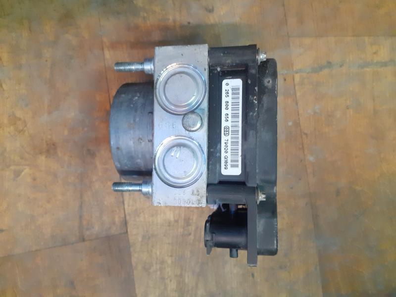 Bloc ABS (freins anti-blocage) RENAULT CLIO 2 CAMPUS PHASE 2 Diesel - 1