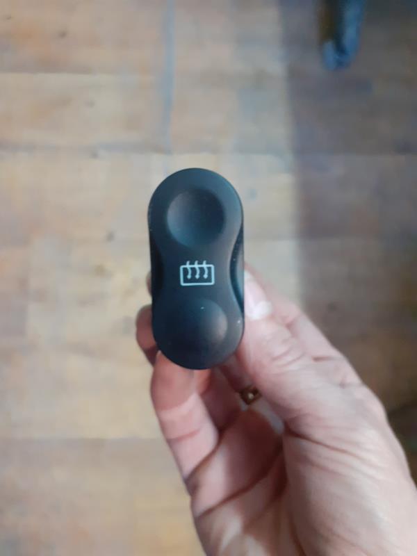 Bouton/Interrupteur DACIA SANDERO 1 Diesel - 1