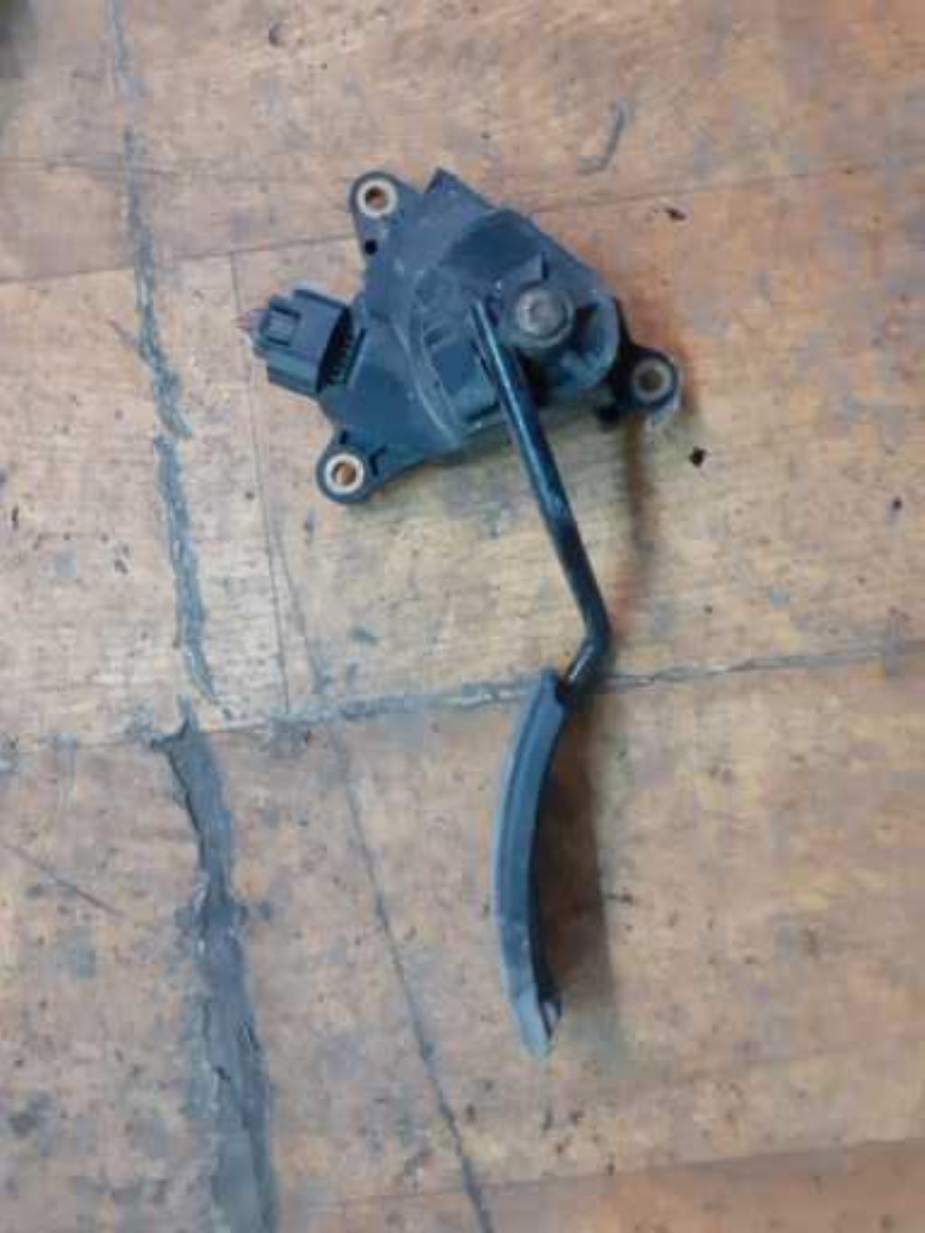 Pedale d'accelerateur RENAULT SCENIC 2 PHASE 1 Diesel - 1