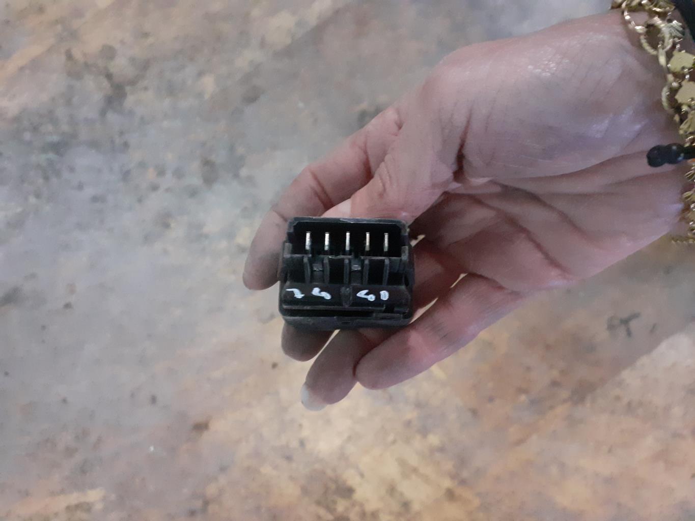 Bouton/Interrupteur RENAULT EXPRESS PHASE 2 Diesel - 1