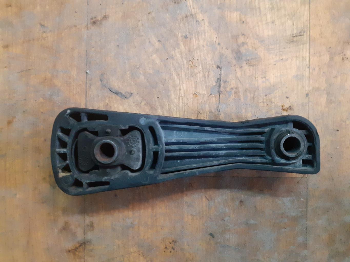 Support de boite RENAULT SCENIC 1 PHASE 2 Essence - 1