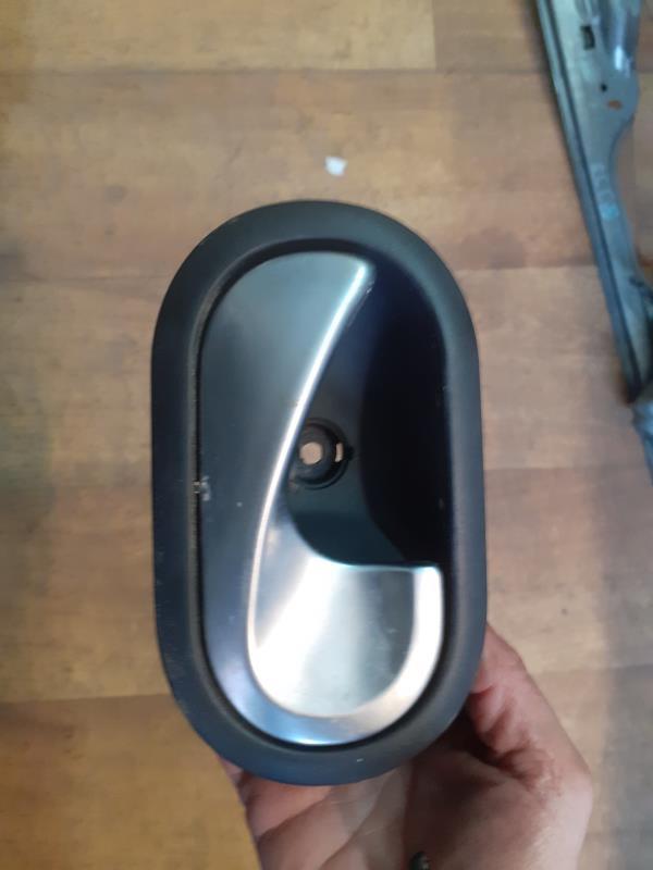 Poignee interieur avant gauche RENAULT MODUS PHASE 1 Essence - 1