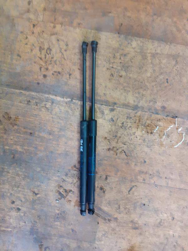 Verin de coffre RENAULT TWINGO 2 PHASE 2 Diesel - 1
