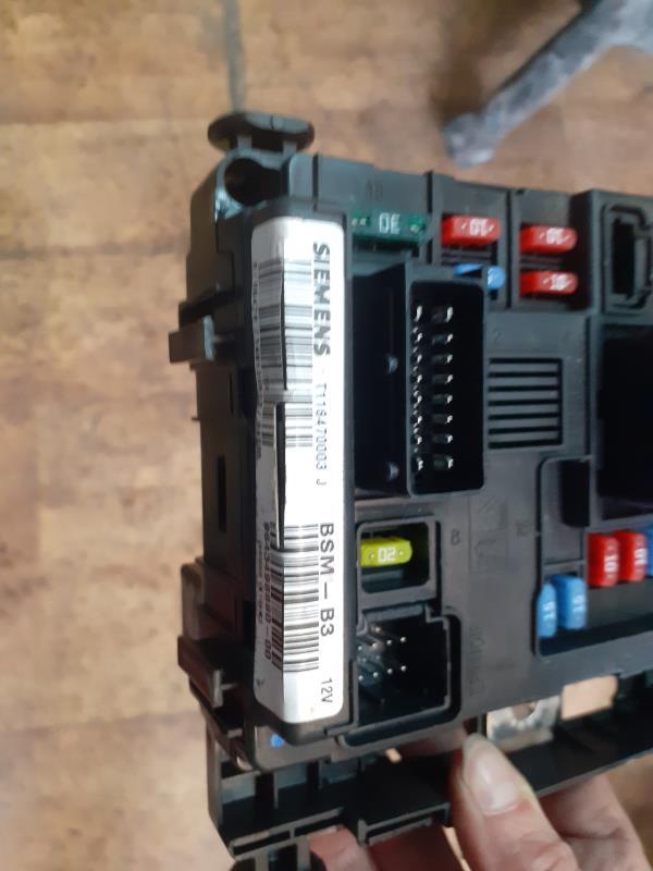 Boitier servitude moteur (BSM) CITROEN C3 1 PHASE 1 Essence - 1