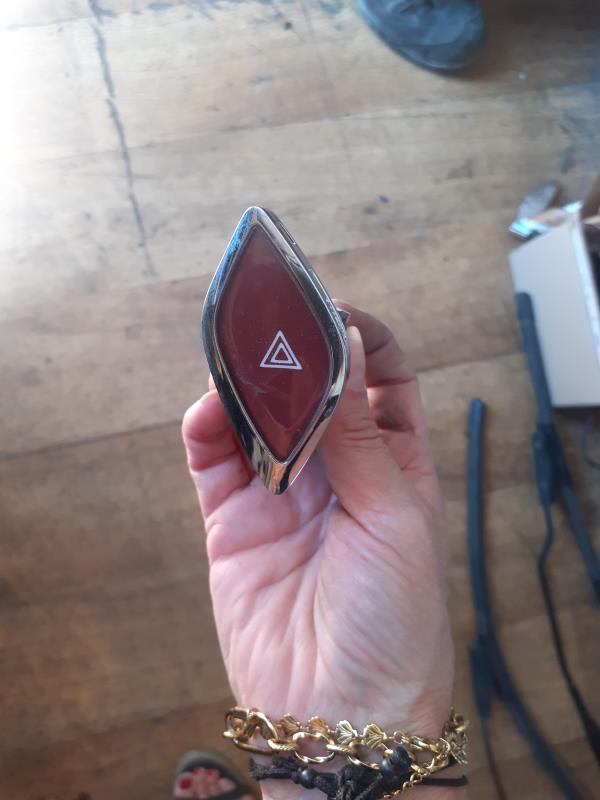 Bouton de warning CITROEN C3 2 PHASE 1 Diesel - 1
