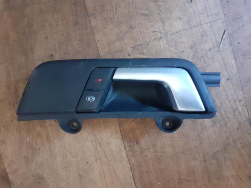 Poignee interieur avant gauche AUDI A4 2 AVANT PHASE 2 BREAK Essence - 1