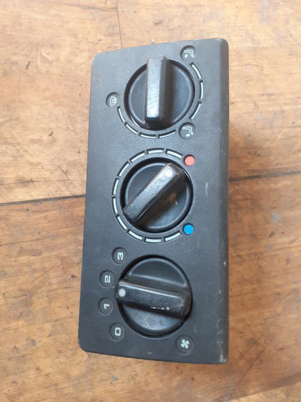 Commande chauffage VOLKSWAGEN POLO  - 1