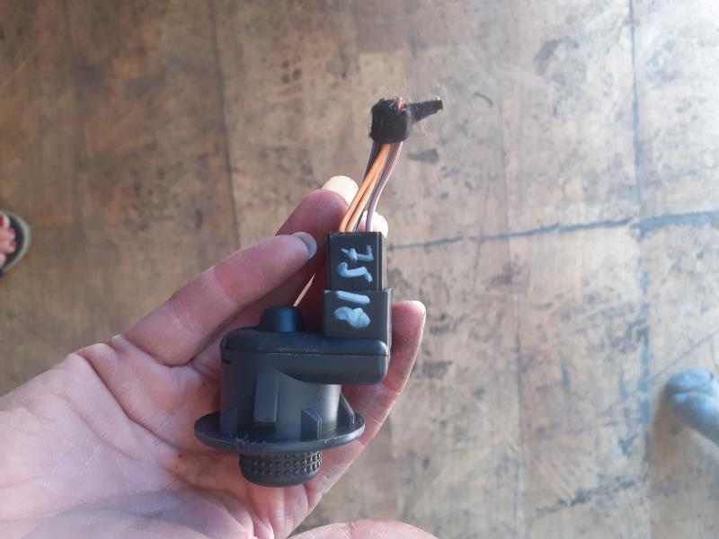 Bouton/Interrupteur RENAULT CLIO 3 PHASE 1 Diesel - 1