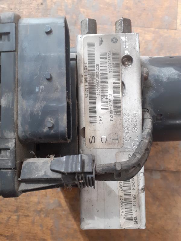 Bloc ABS (freins anti-blocage) CHRYSLER PT CRUISER PHASE 1 BREAK Diesel - 1