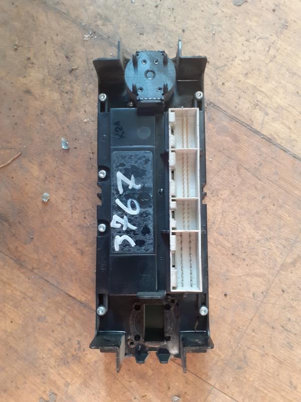 Commande chauffage VOLKSWAGEN GOLF 4 Diesel - 1
