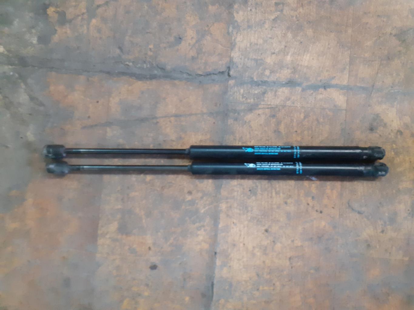 Verin de coffre CITROEN C3 1 PHASE 2 Diesel - 1