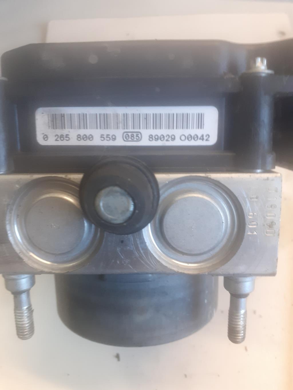 Bloc ABS (freins anti-blocage) RENAULT CLIO 3 PHASE 1 BREAK Diesel - 1