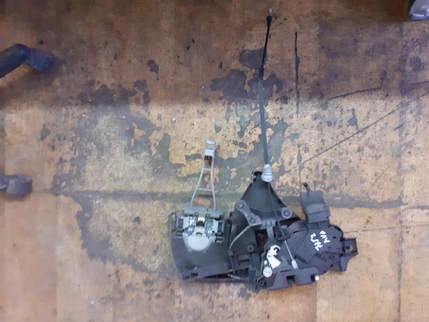 Serrure avant gauche VOLVO V 50 PHASE 2 BREAK Diesel - 1
